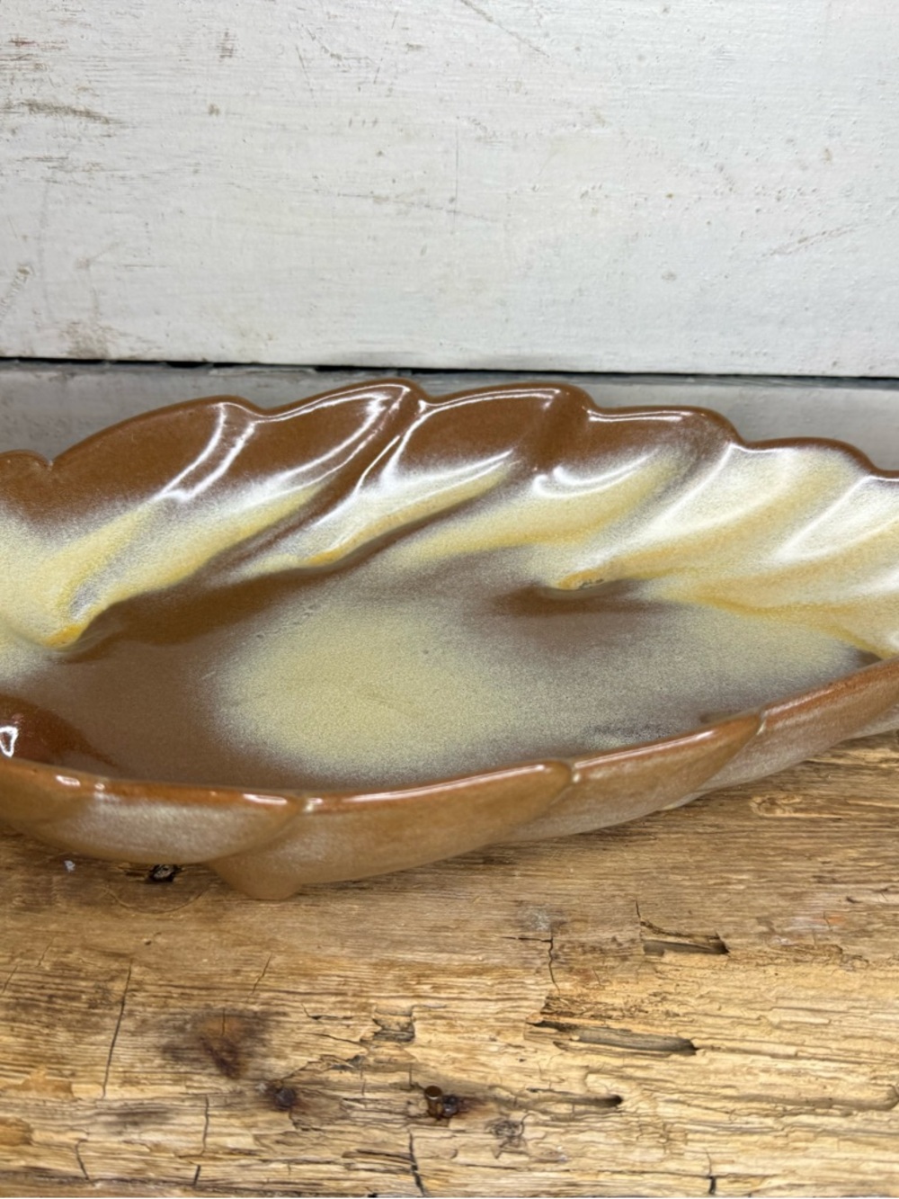 1950s Frankoma Pottery Flat Willow Leaf 12.25" Bowl in the Plainsman Desert Brow
